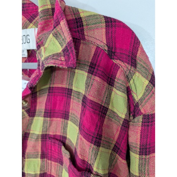 BDG Urban Outfitters Pink Combo Plaid Flannel Shirt Distressed Fringe‎ Small NWT - Picture 2 of 7
